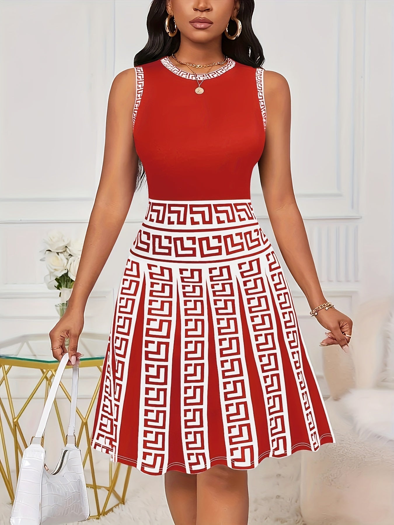 Sexy ärmelloses Damenkleid - Rot und Weiß mit geometrischem Muster