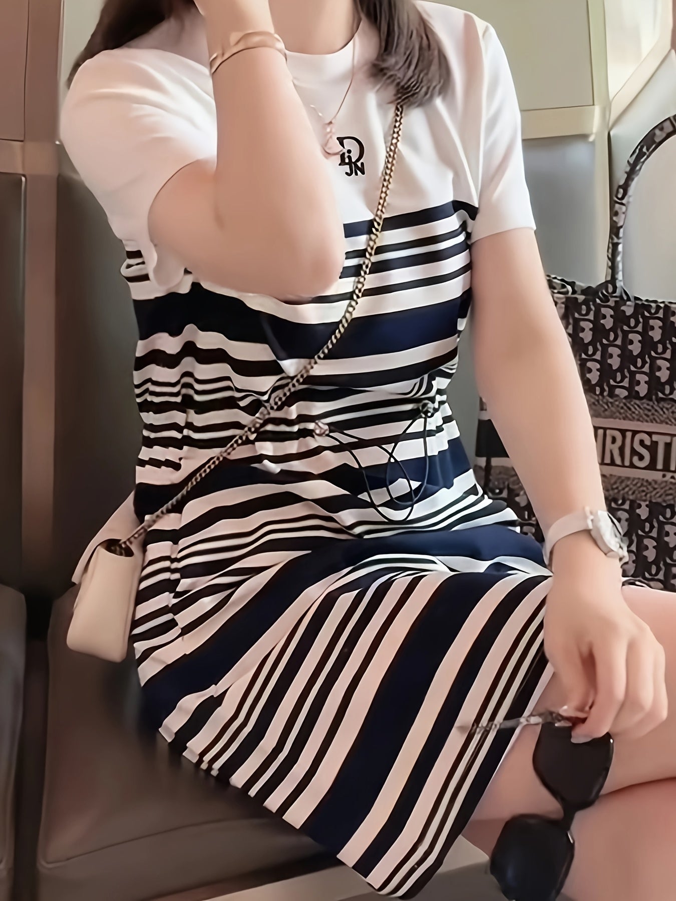 Europäisch gestreiftes Kleid im A-Linien-Stil für Frauen