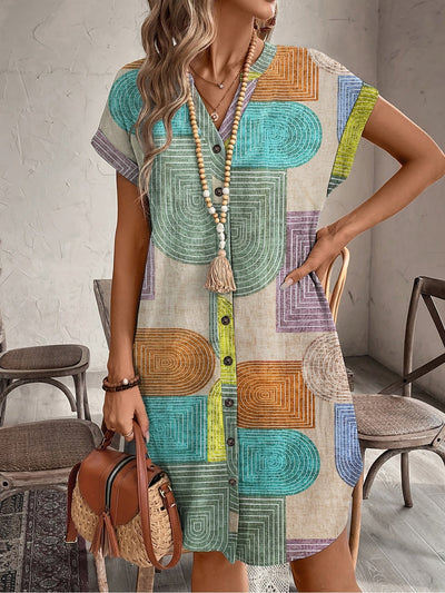Sommerliches Midi-Kleid mit geometrischem Muster und Knopfleiste – Mehrfarbig