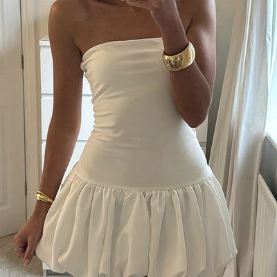 Elegantes Trägerloses Kleid mit Raffungen