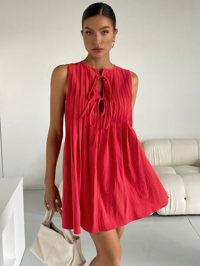 Rot-weißes ärmelloses Sommer-Minikleid mit Bindebändern vorne von A-Line