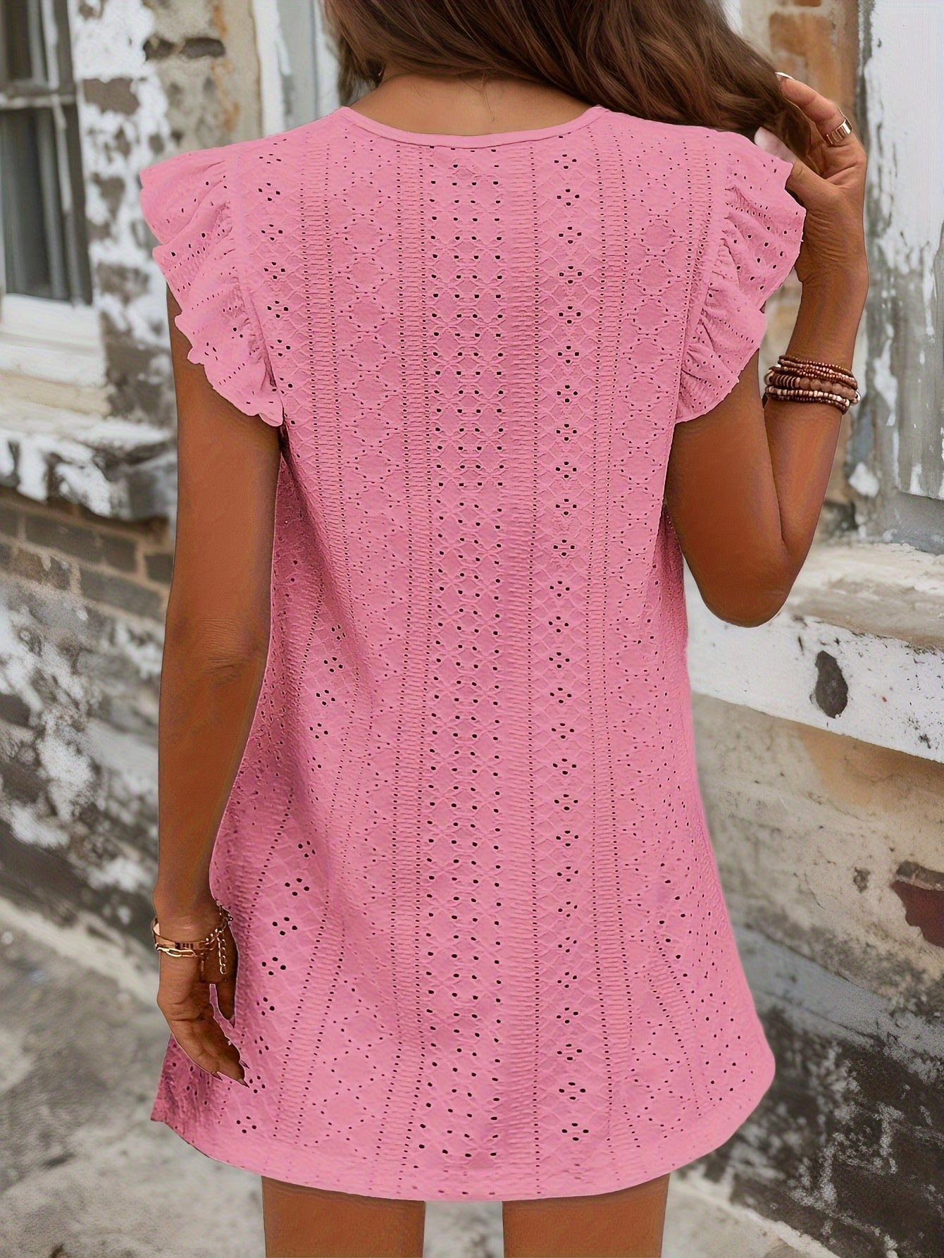 Sommerliches durchbrochenes Kleid mit Rüsche Holiday Style