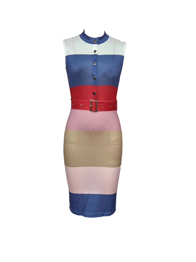 Elegantes Kleid mit frechem Ausschnitt und gestreiftem Gürtel, passend für den Sommer