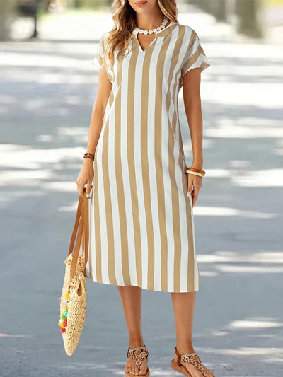 Elegantes Midikleid mit V-Ausschnitt und Streifen – in Beige und Weiß