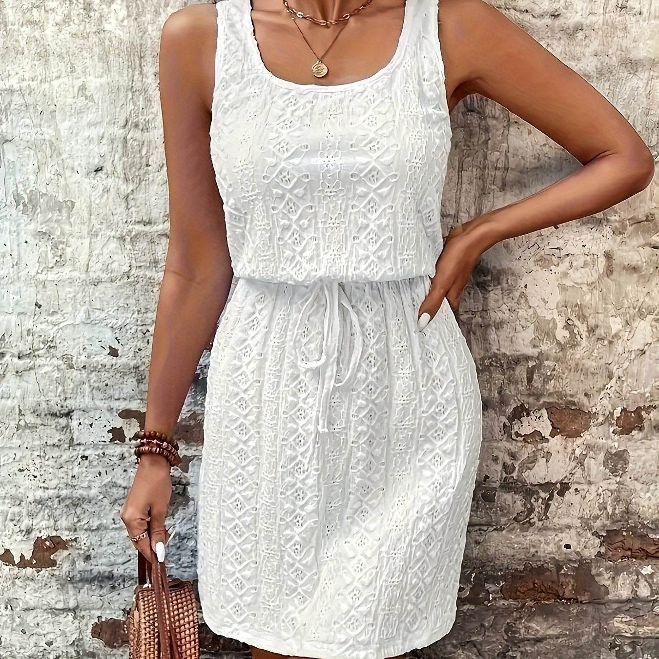 Elegantes Kleid mit Spitze und Kordelzug in der Taille Geometrisch weiß ärmellos