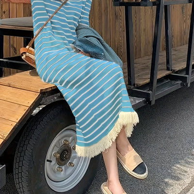 Gestreiftes T-Shirt-Kleid für Frauen - Französischer Retro-Stil aus Hongkong