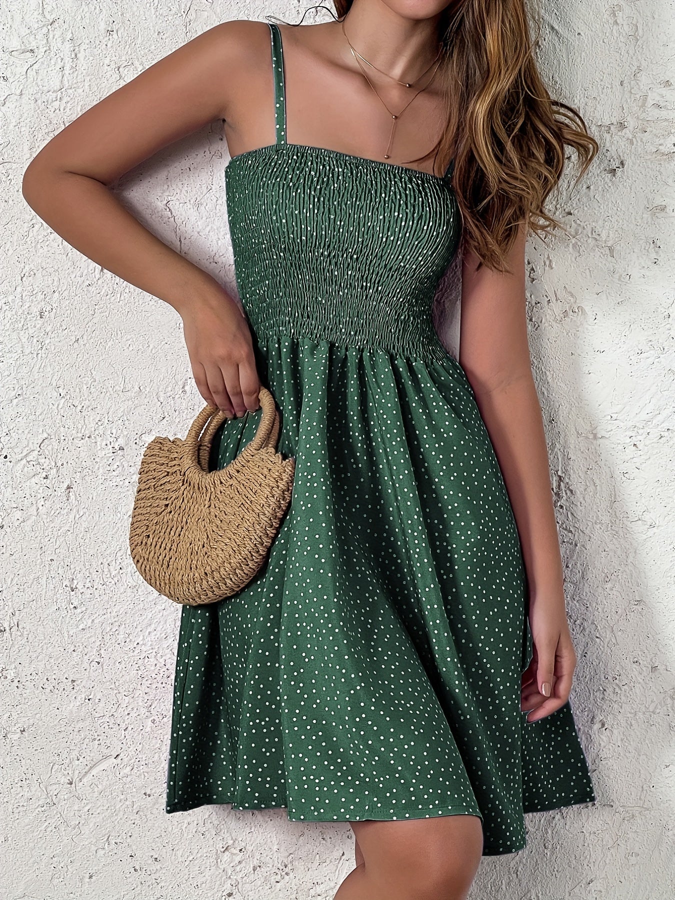 Polka Dot Sommerkleid – Luftiges Trägerkleid, Rückenfrei & Leicht