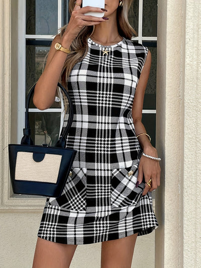 Damenkleid mit Karomuster und Taschen – A-Linien-Schnitt