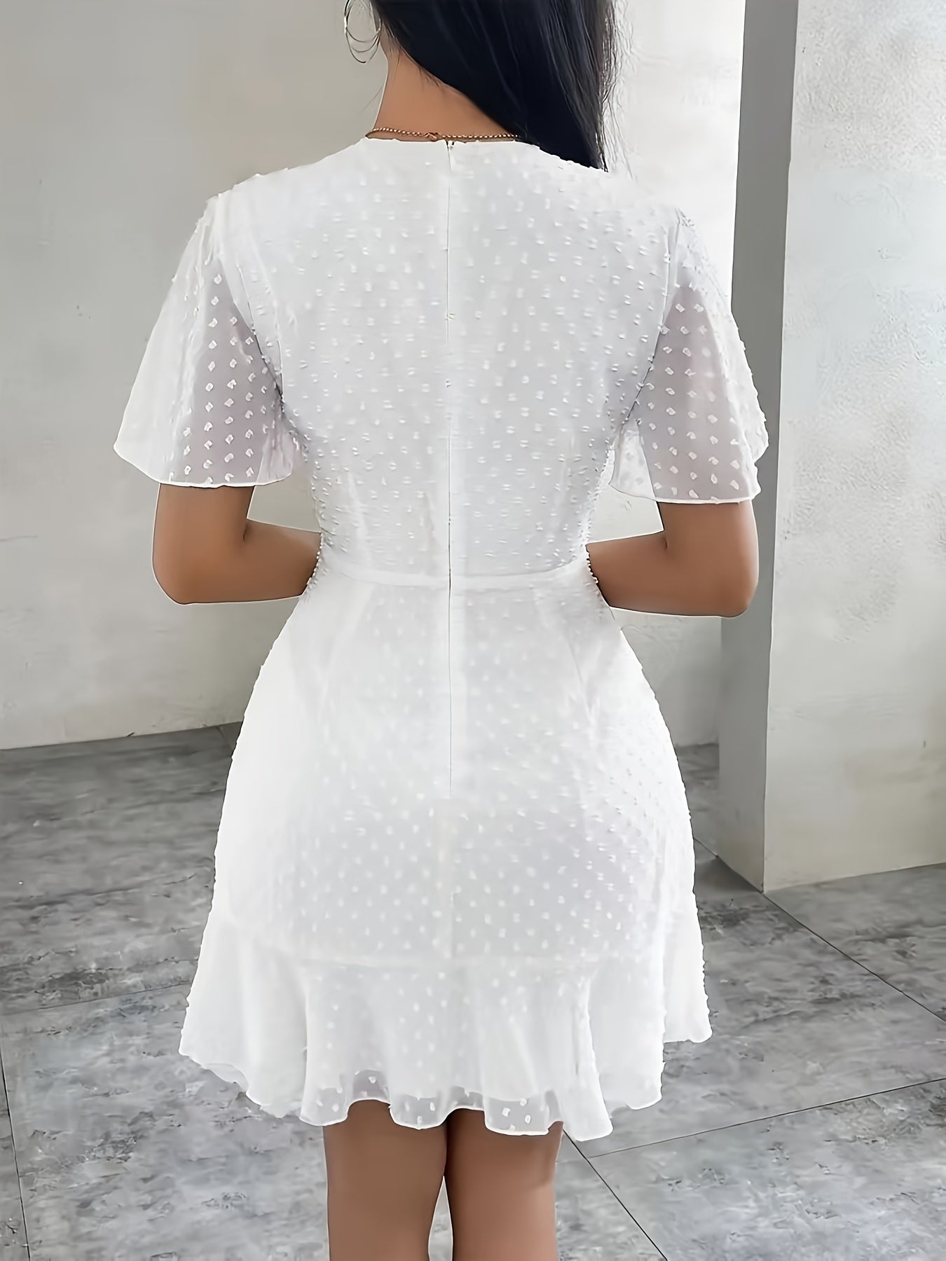 Boho-Midikleid mit Spitze und Stickerei – Sommerlich, Mintweiß, Lässig und Elegant zugleich
