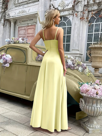 Maxikleid mit nackten Schultern Sommerliche Eleganz mit Ruchane-Details