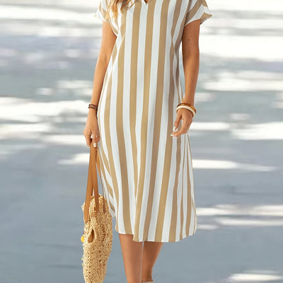 Elegantes Midikleid mit V-Ausschnitt und Streifen – in Beige und Weiß