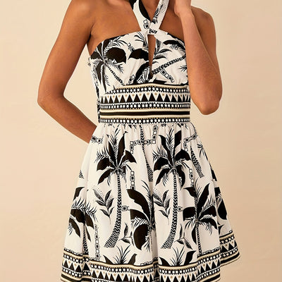 Sommerkleid mit grünem und schwarzem Blumenmuster und Schnürung