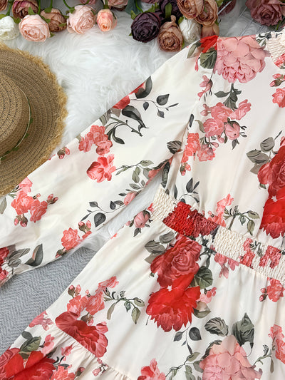 Elegantes, leichtes Kleid mit Blumenmuster - einfarbig