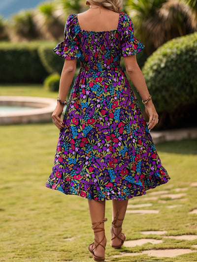 Schulterfreies Kleid mit Blumenmuster und Laternenärmeln Lila