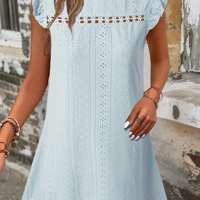 Sommerliches durchbrochenes Kleid mit Rüsche Holiday Style
