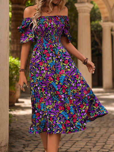 Schulterfreies Kleid mit Blumenmuster und Laternenärmeln Lila