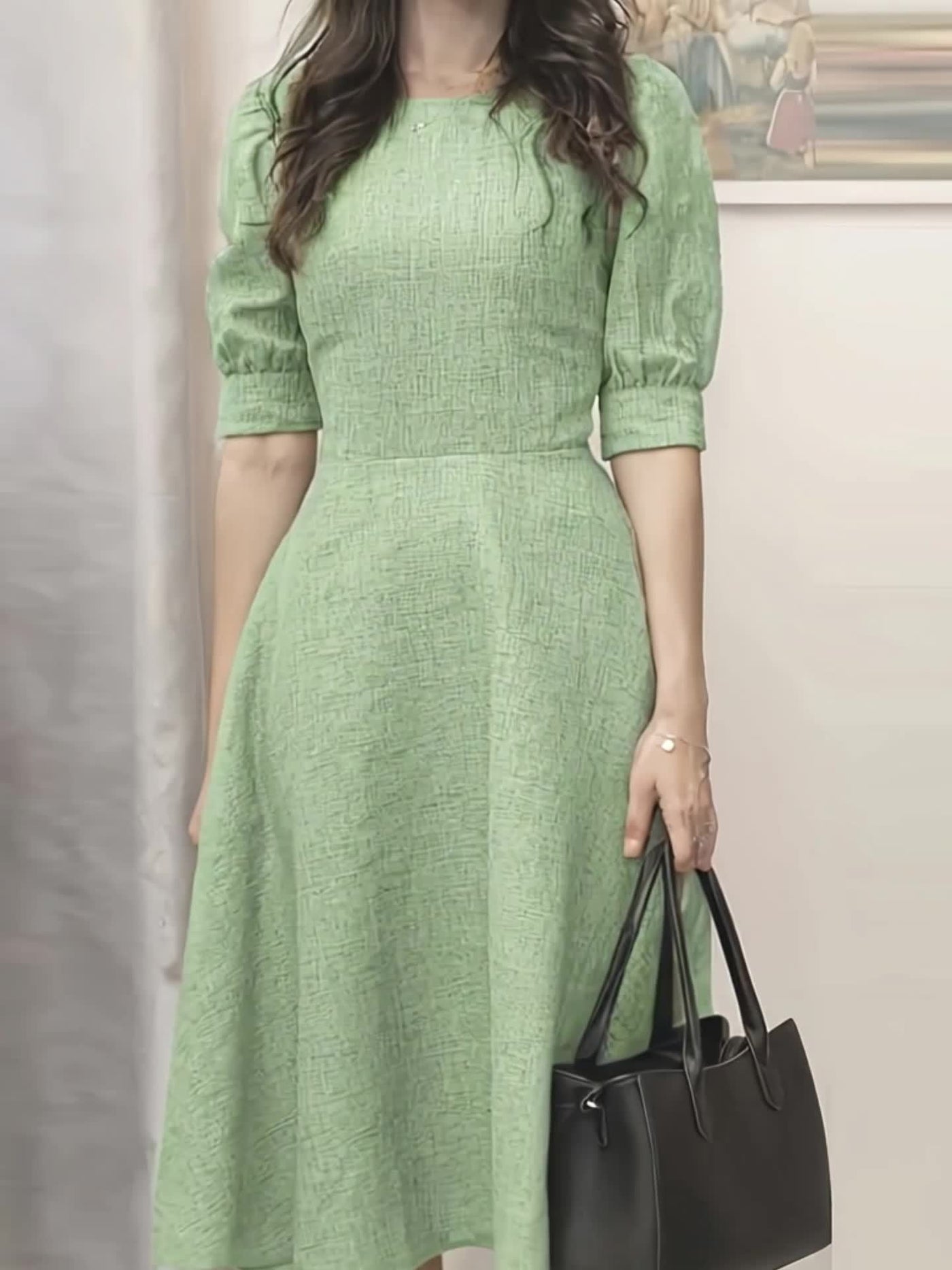 Elegantes lila Kleid in A-Linie - Stil für jede Jahreszeit