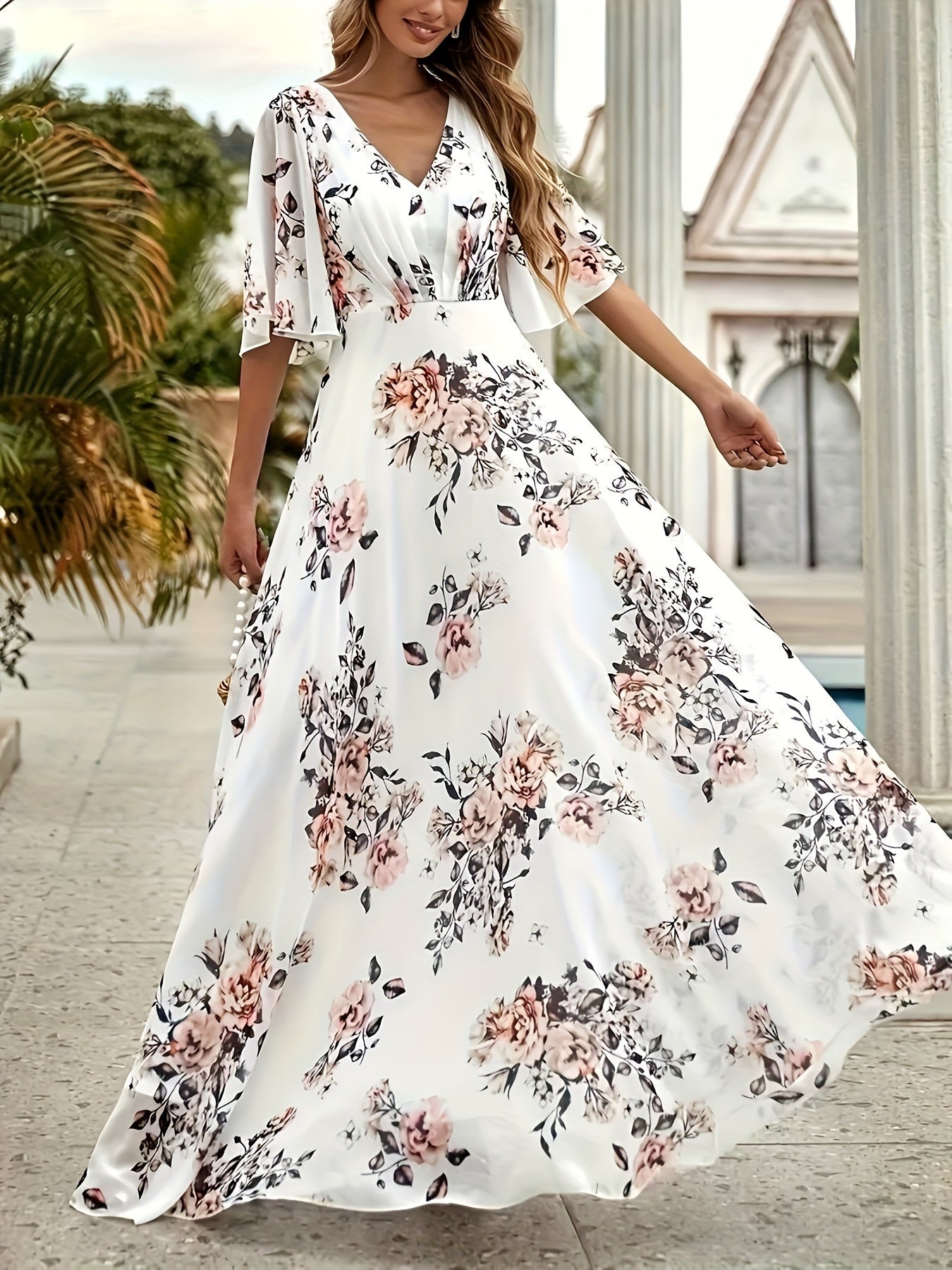Elegantes Damenkleid mit V-Ausschnitt und kurzen Ärmeln in A-Linie