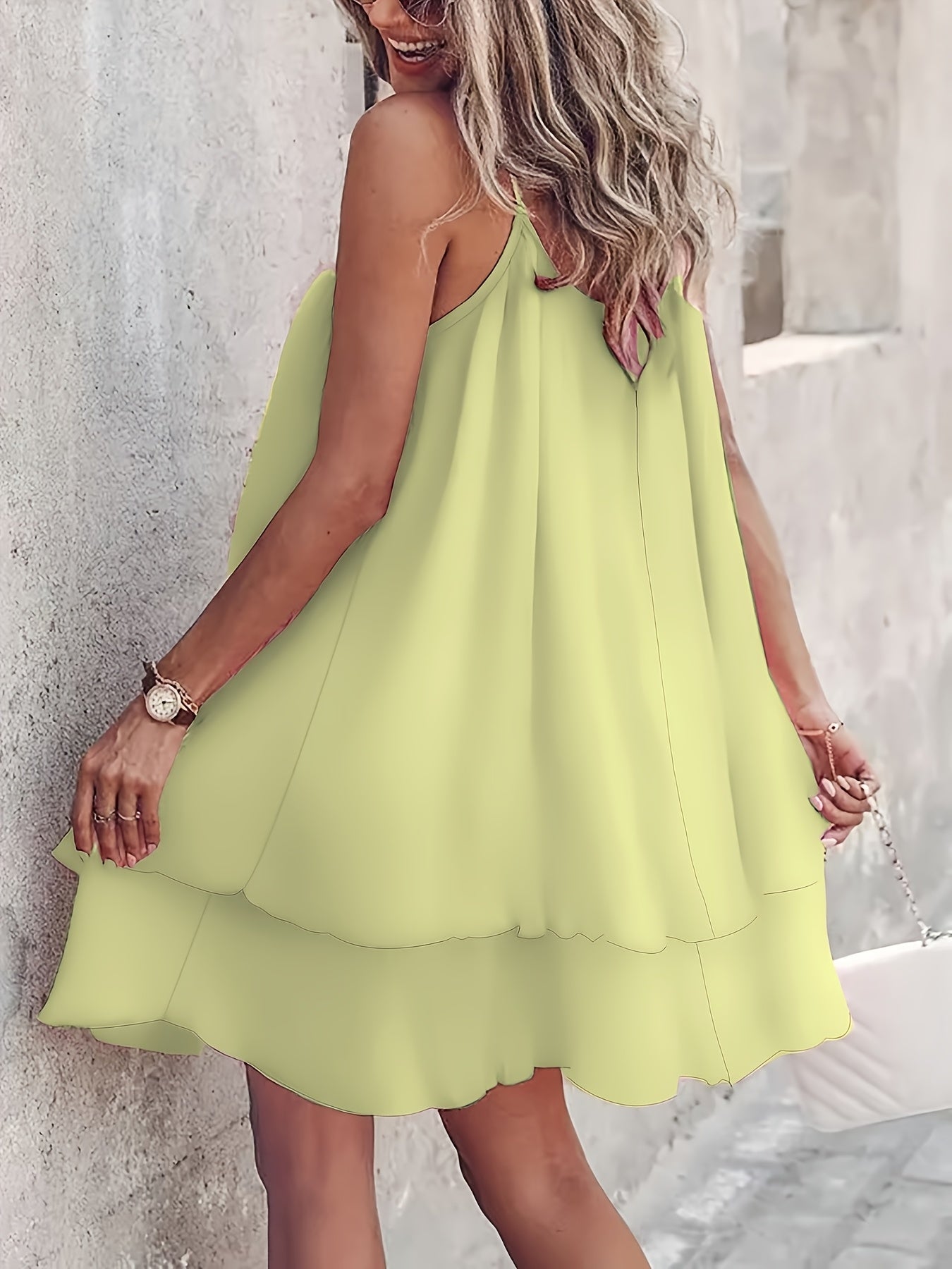 Tüllkleid mit Perlen - Leicht und elegant geschichtet