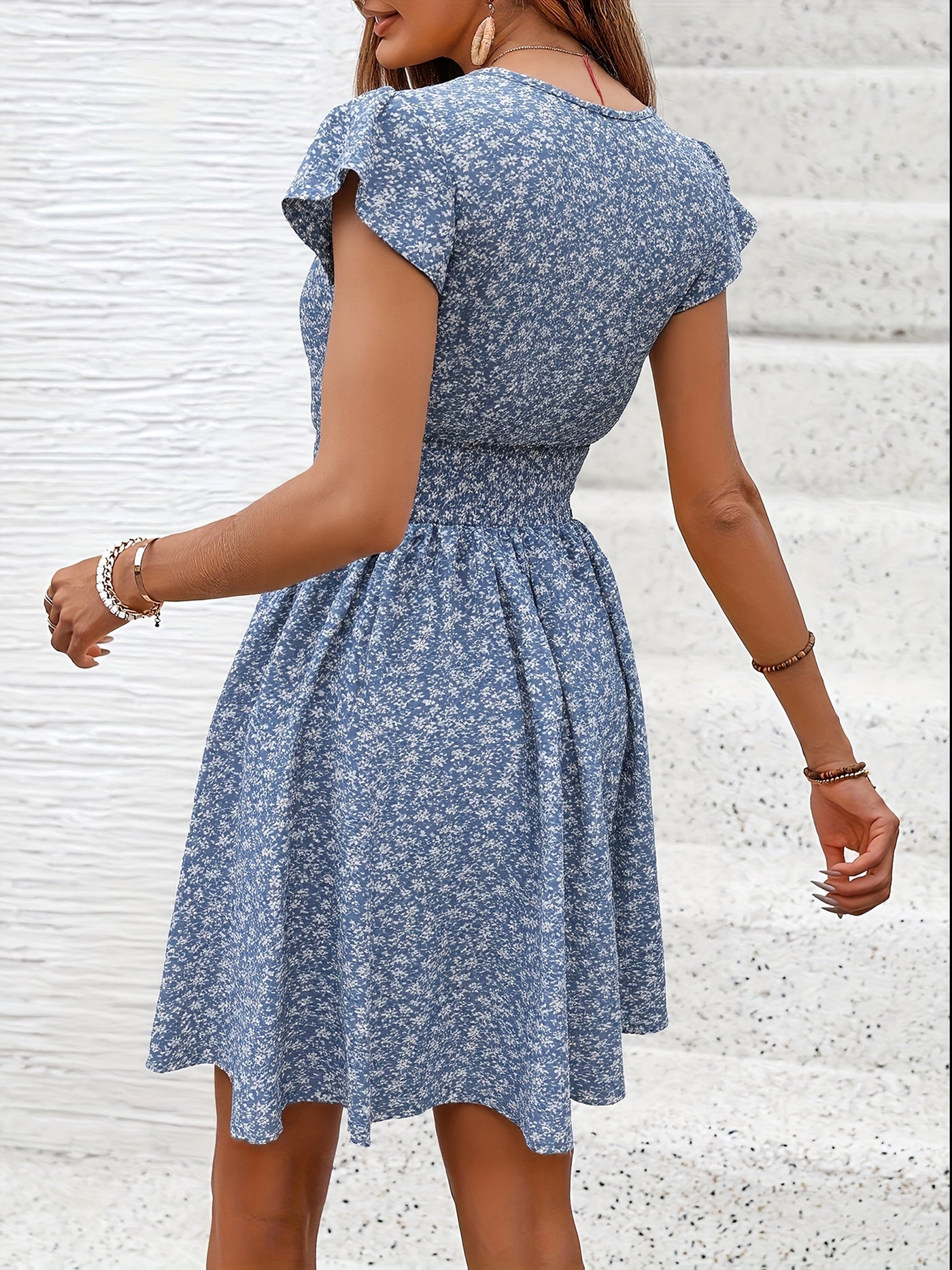 Blaues geblümtes A-Linien-Kleid mit V-Ausschnitt für Frühling und Sommer