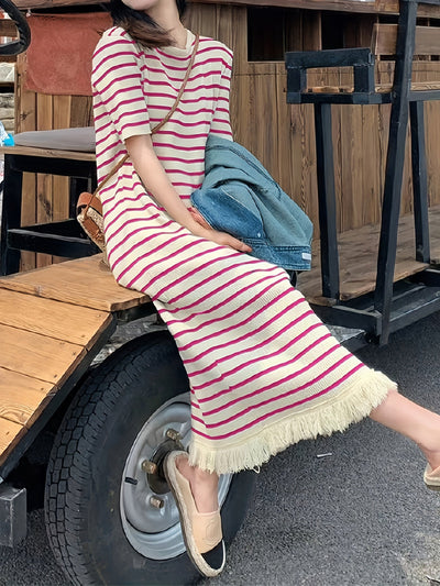 Gestreiftes T-Shirt-Kleid für Frauen - Französischer Retro-Stil aus Hongkong