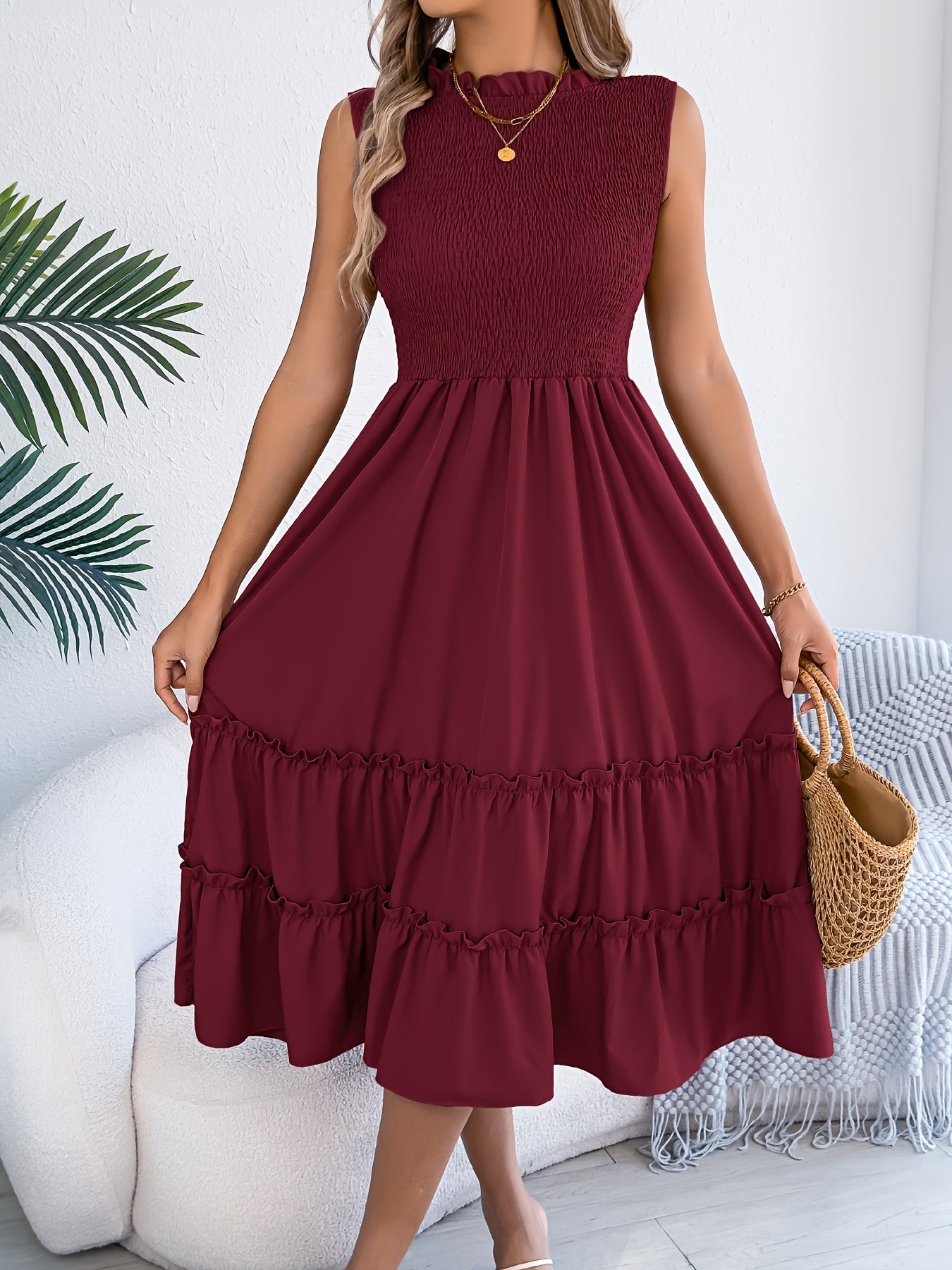 Ärmelloses Maxikleid mit Rüschen - Leichtigkeit und Stil für den Sommer