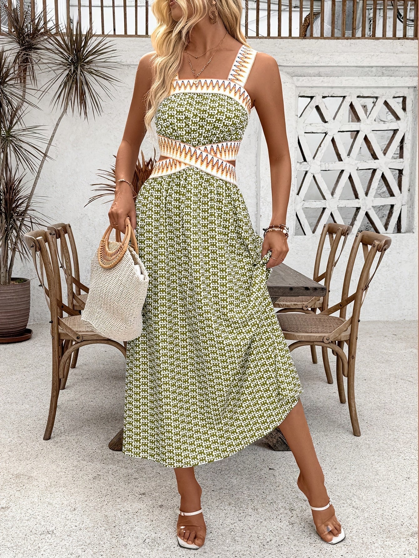 Kleid in A-Linie mit geometrischem Muster Grün, quadratischer Ausschnitt