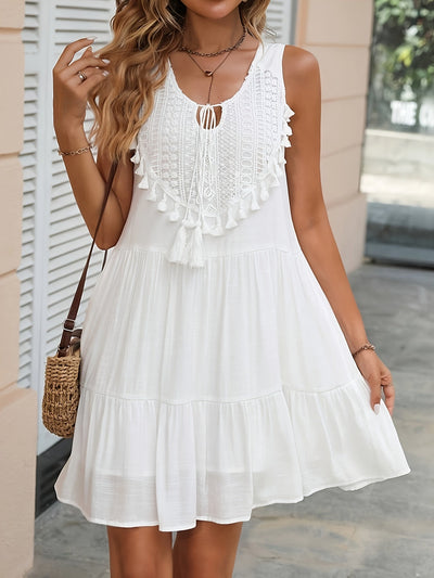 Sommerkleid mit Spitze und Fransen - Weiß, ärmelloser V-Ausschnitt