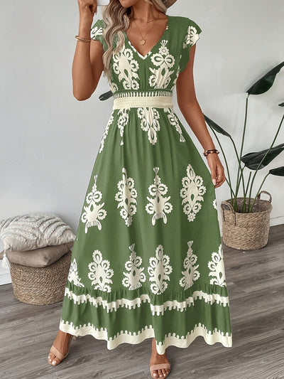 Dunkelblaues Blumenkleid mit V-Ausschnitt und Rüschen