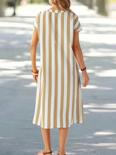 Elegantes Midikleid mit V-Ausschnitt und Streifen – in Beige und Weiß