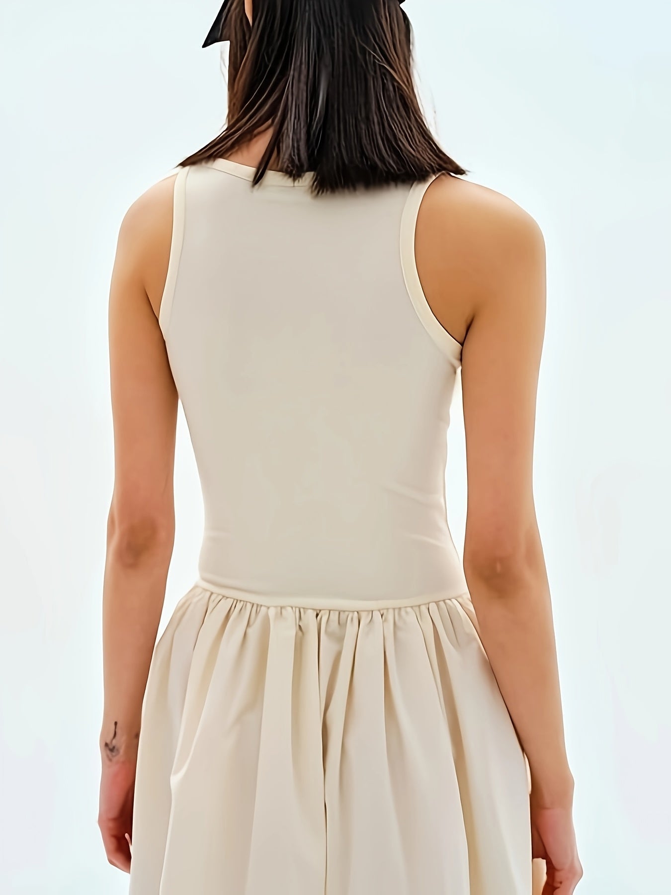 Casual Midi-Kleid für Damen mit Plissiertem A-Linien-Schnitt in Unifarben