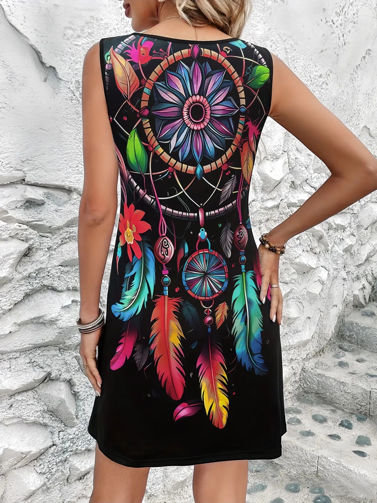 Boho-Midikleid – ärmellos, mit Spitzen-Details und metallischen Akzenten