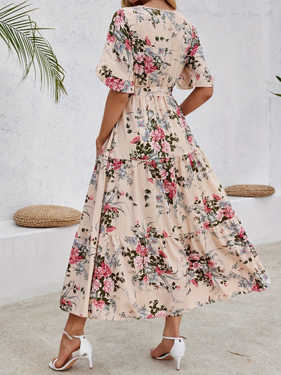 Elegantes Kleid mit und Taillenbindung