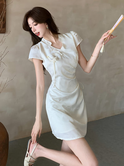Elegantes Satin-Sommerkleid – Beige, V-Ausschnitt, Kurzarm, Taillen-Kordelzug, A-Linie