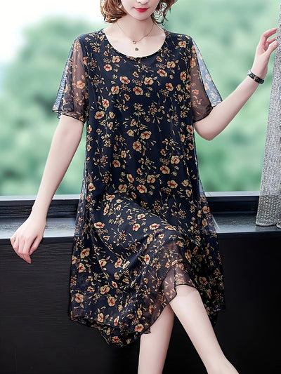 Plus Size Kleid aus Tüll mit Blumen - lockerer Schnitt und Bauchmodellierung