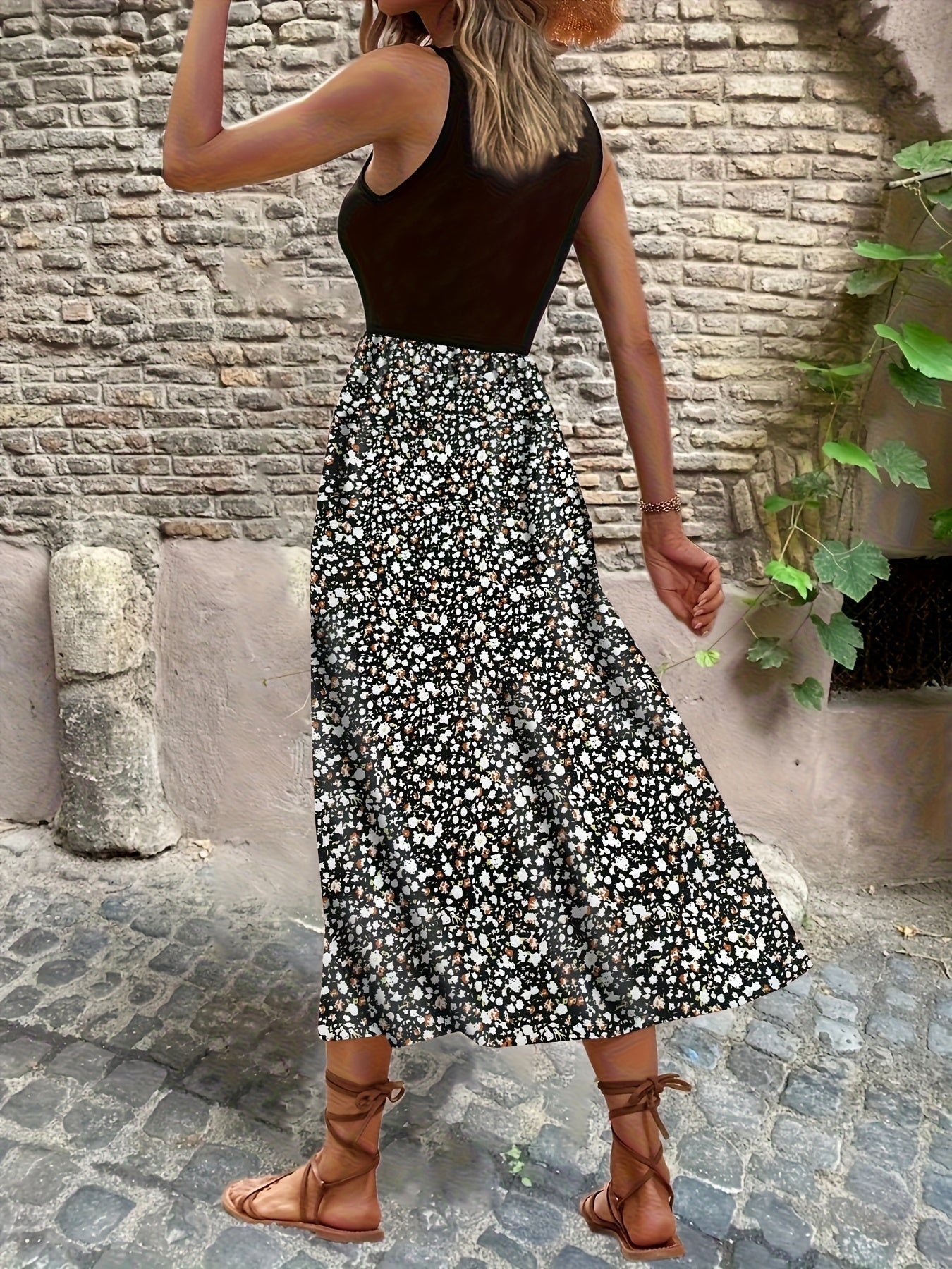 Geblümtes ärmelloses Sommer-Midikleid mit A-Linie in Schwarz und Kaffee