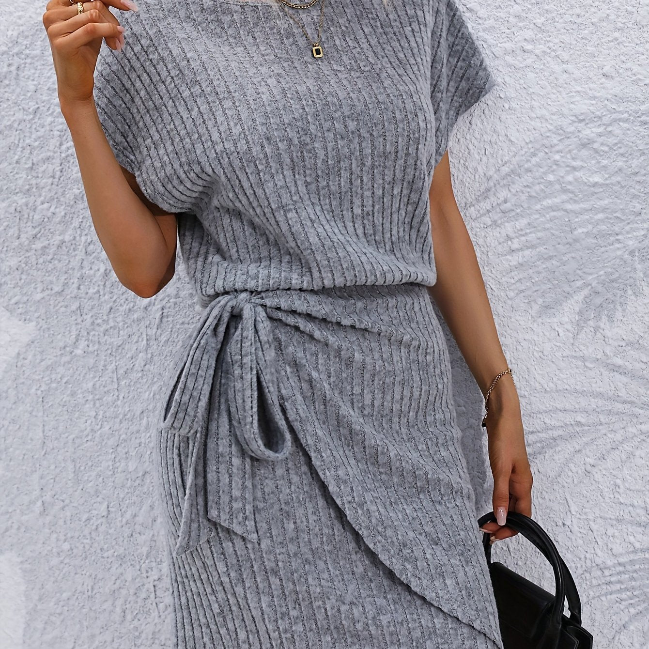 Damen Midikleid mit Fledermausärmel und elegantem Stilknoten