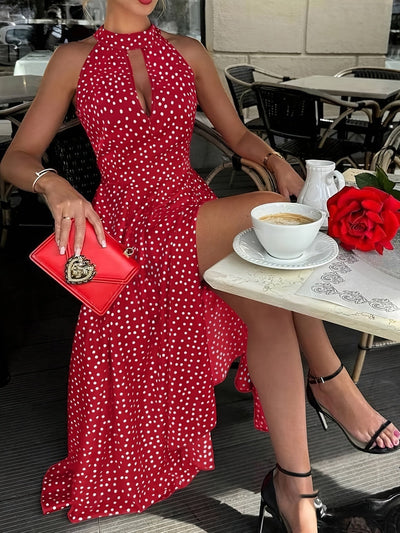 Elegantes Erbsenmantelkleid mit langen Ärmeln und offenem Rücken