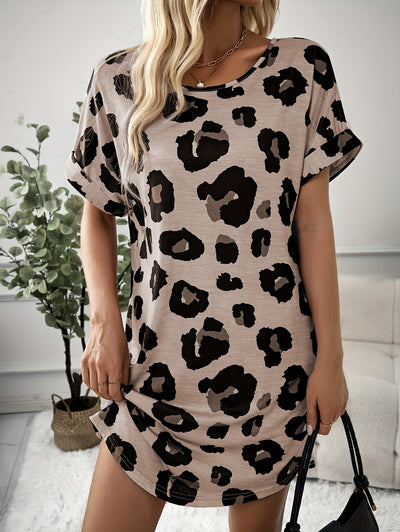 Damenkleid mit Leopardenmuster – Lässig, mit kurzen Ärmeln