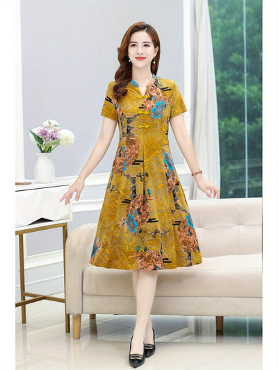 Floral gemustertes Kleid mit frechem Ausschnitt - kurze Ärmel - für Damen