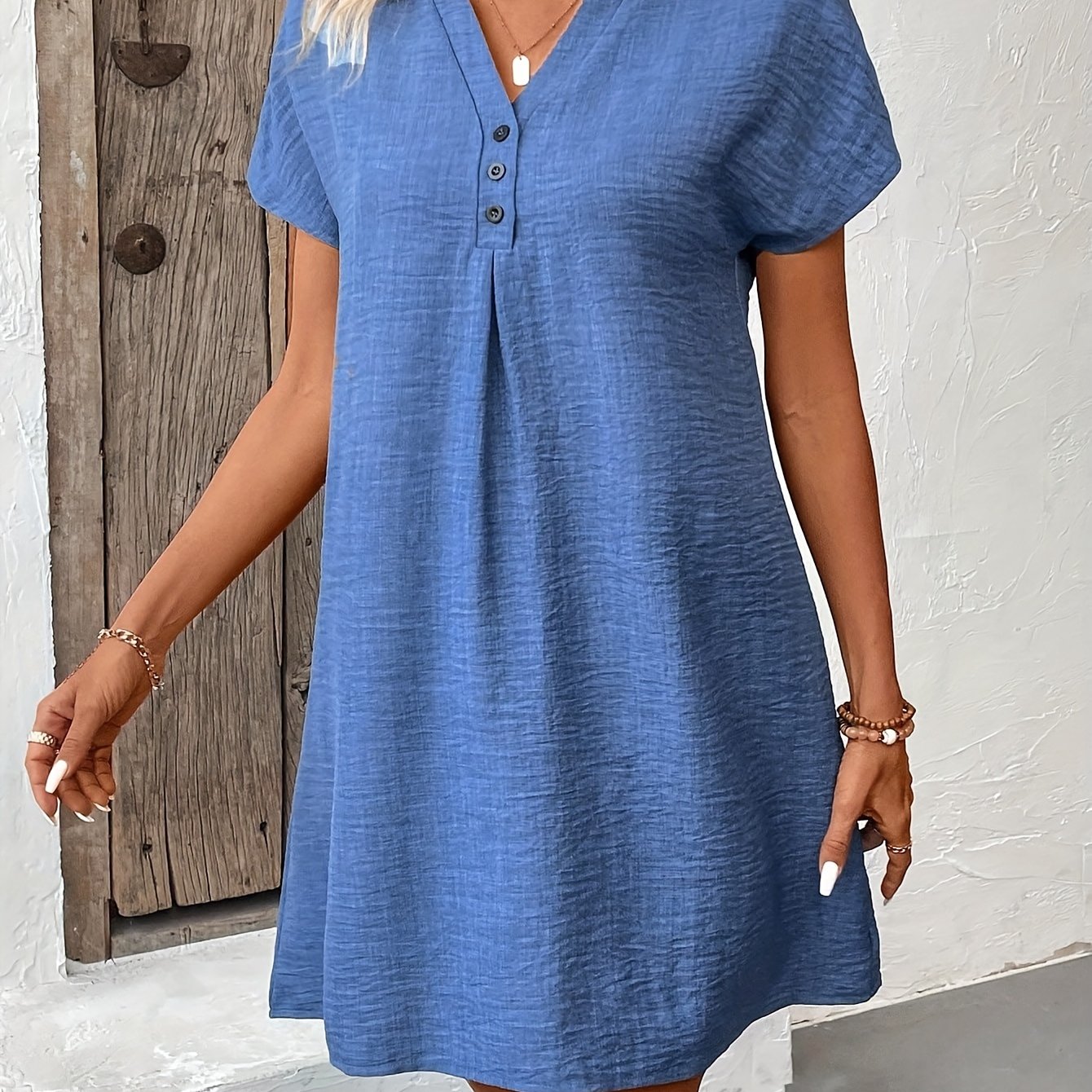 Blaues Damenkleid mit V-Ausschnitt und Fledermausärmeln – Polyester, maschinenwaschbar