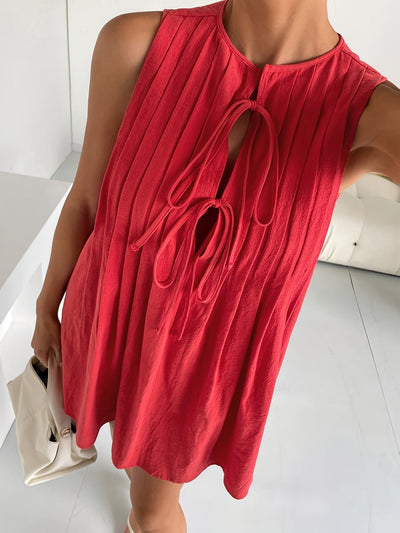 Rot-weißes ärmelloses Sommer-Minikleid mit Bindebändern vorne von A-Line
