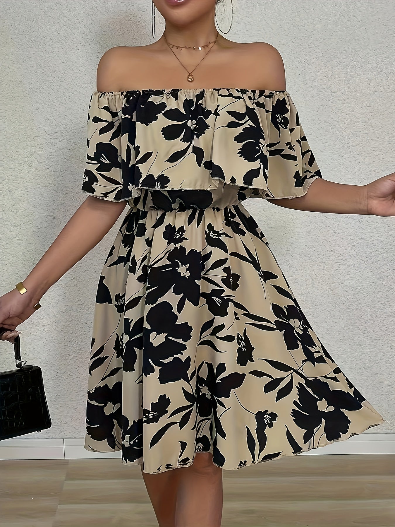 Spanisches Blumenkleid für Frauen mit Rüschen - mehrfarbig