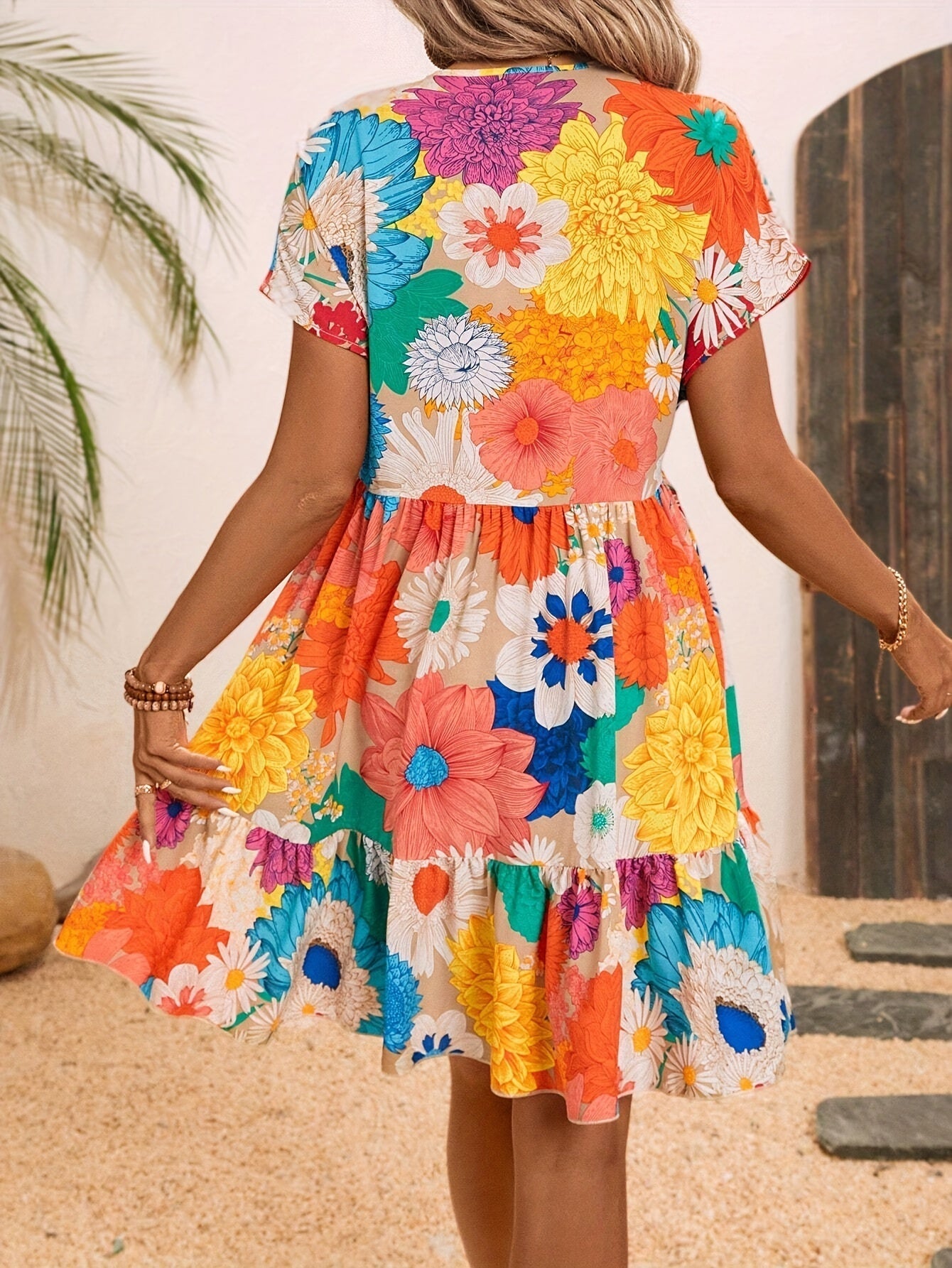 Elegantes V-Ausschnitt Sommerkleid Florales Druckdesign