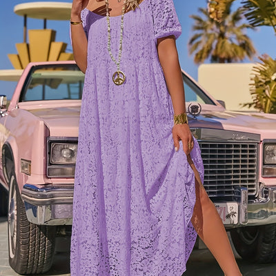 Elegantes Maxikleid in Übergröße aus Spitze mit offenen Schultern