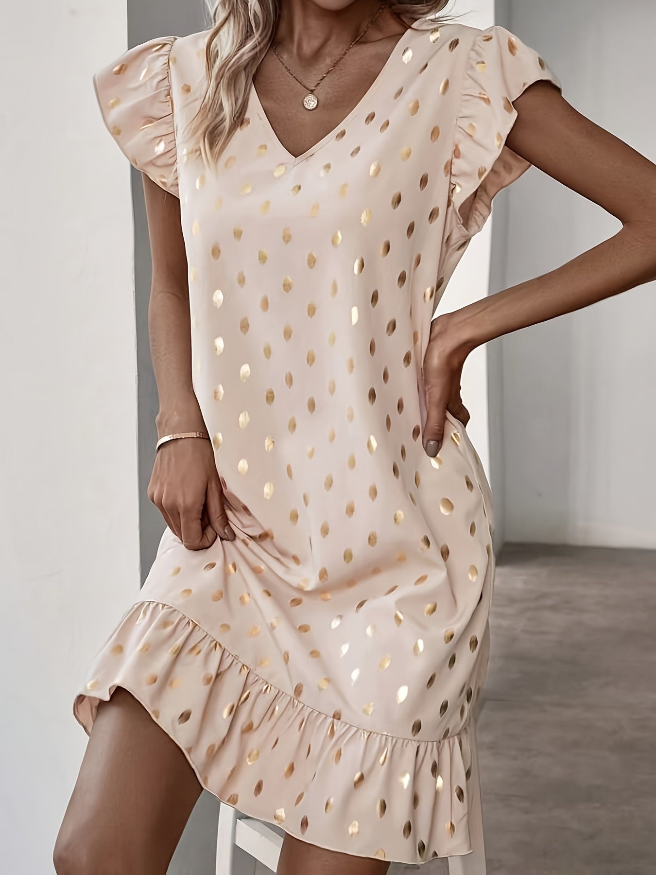 Schimmerndes Print- und Rüschenkleid Elegant für den Sommer