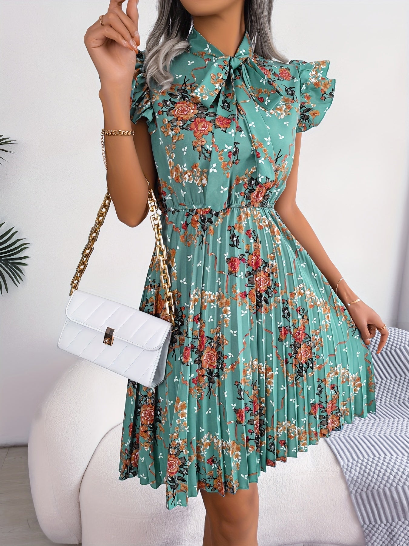 Blumenkleid mit Rüschen elegant und feminin