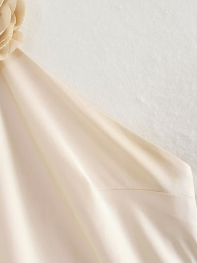 Neu Sommerkleid mit Stickerei und Krawatte - einfarbig