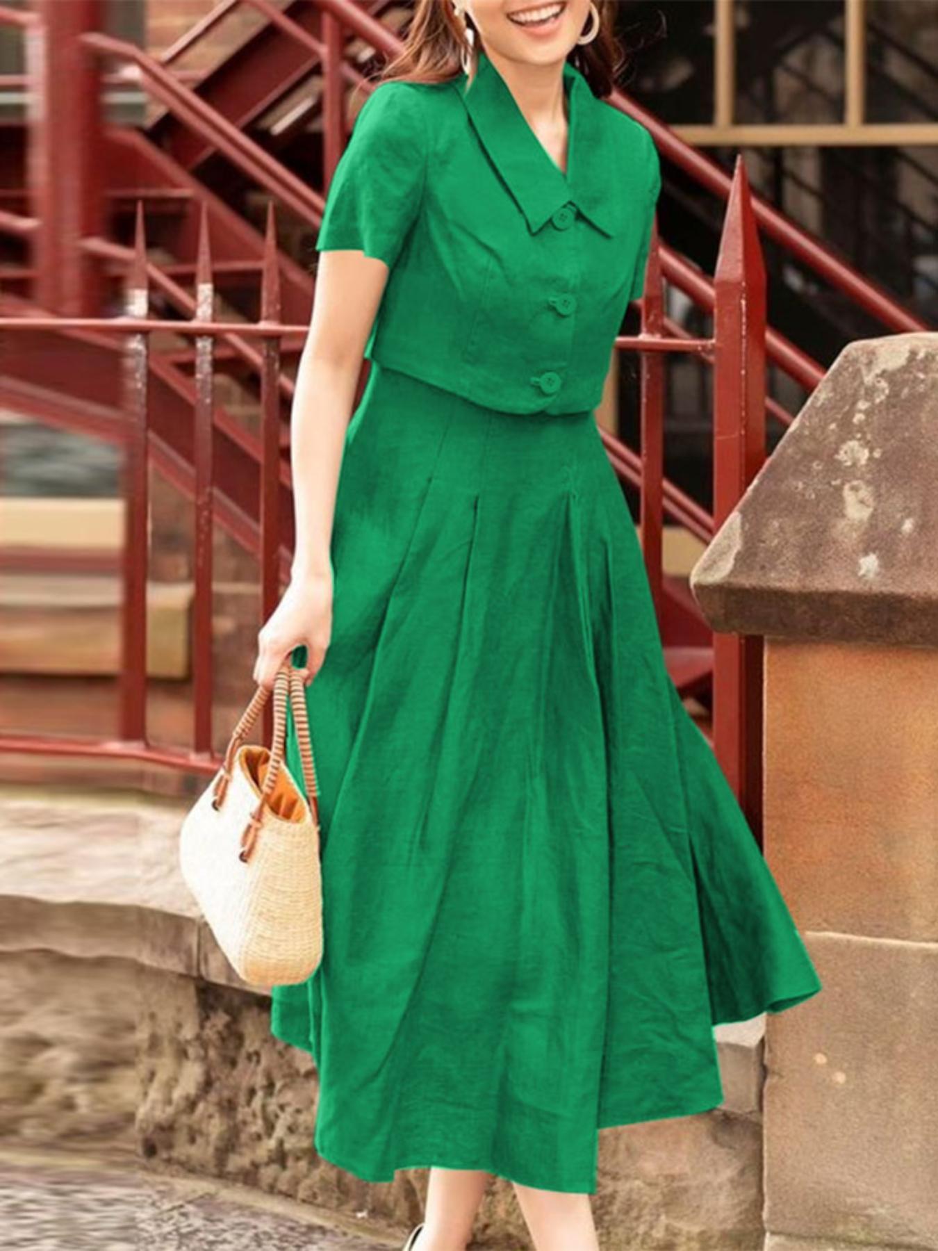 Elegantes Damen-Set: Jacke mit Kragen + plissiertes Sommerkleid