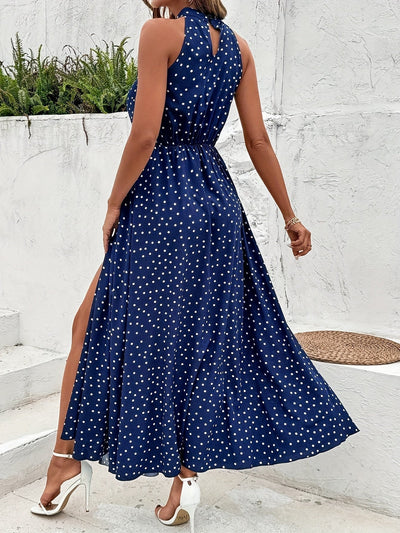 Elegantes Erbsenmantelkleid mit langen Ärmeln und offenem Rücken